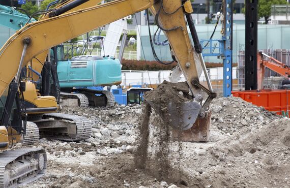 東京で住宅や道路の土台を作る基礎工事の職人を学歴不問で募集しております